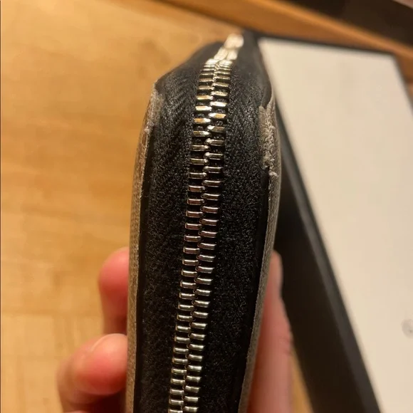 Gucci Tiger GG Supreme Monogram Zippy Wallet with Box & Dust Bag FULL INCLUSION - Picture 5 of 16